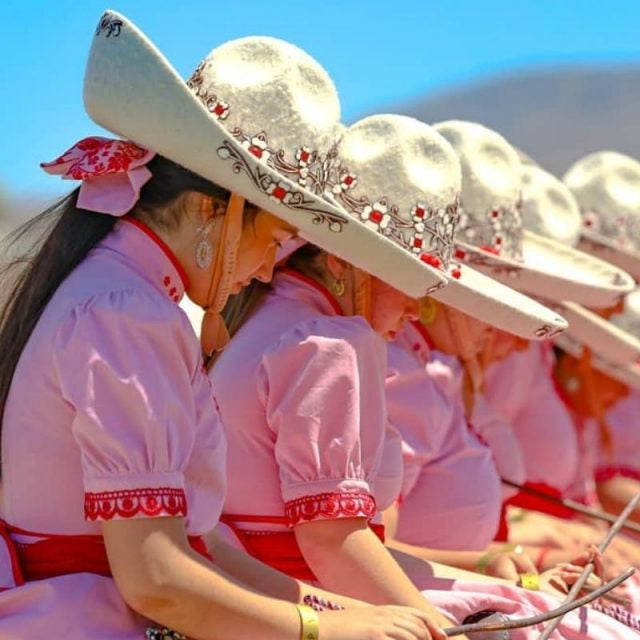 Sombreros de charro y mariachi: símbolos de la tradición